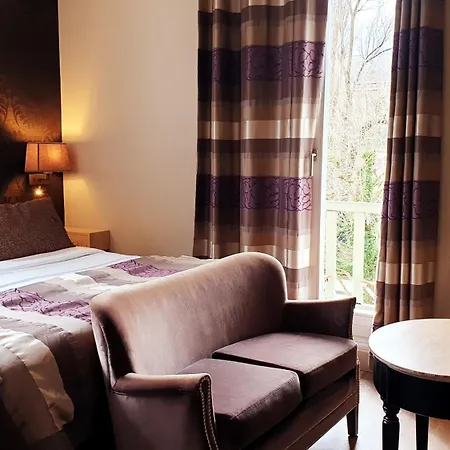 Augeval De Charme & 3*