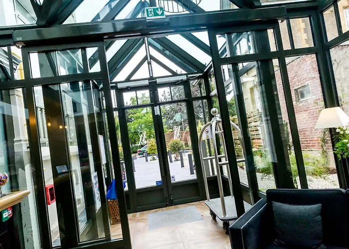 Hotel Augeval De Charme &