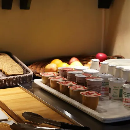 Hotel Augeval De Charme &