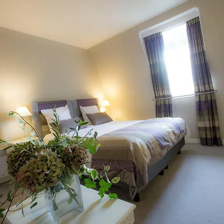 Augeval De Charme & Hotel 3*