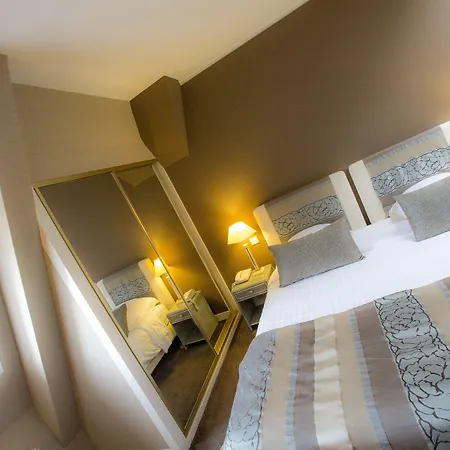 Hotell Augeval De Charme &