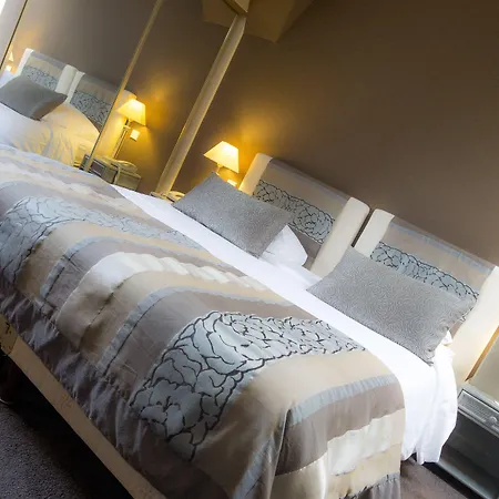 Augeval De Charme & 3* Deauville