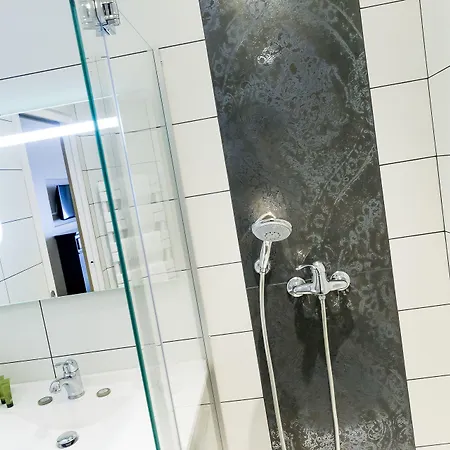Отель Augeval De Charme &