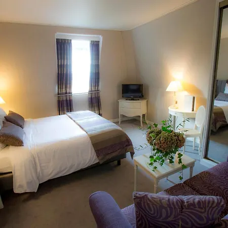 Hotel Augeval De Charme &