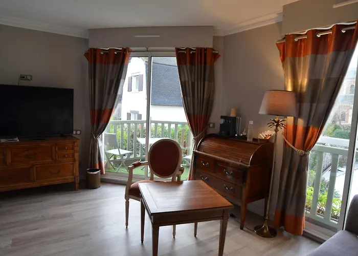 Augeval De Charme & Hotell Deauville