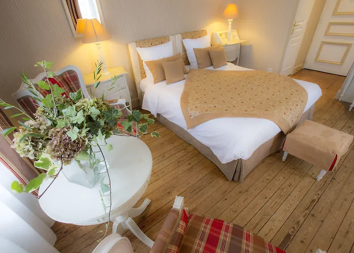 Hotell Augeval De Charme & Deauville