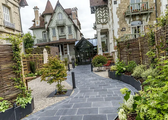 Augeval De Charme & 3* Довиль